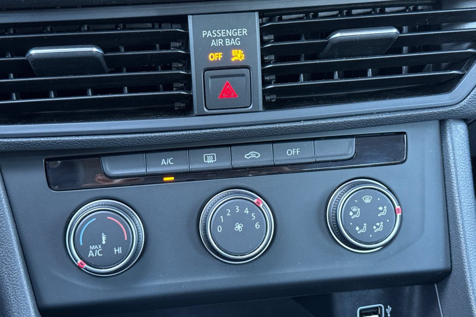 Used 2019 Volkswagen Jetta S w/ Driver Assistance Package FWD image 19