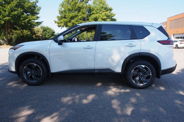 Used 2026 Nissan Rogue SV FWD image 4