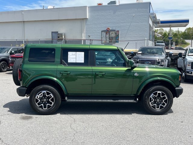 Certified 2025 Ford Bronco Outer Banks AWD/4WD image 2