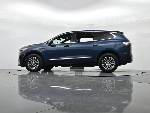 Used 2023 Buick Enclave Essence AWD/4WD image 44