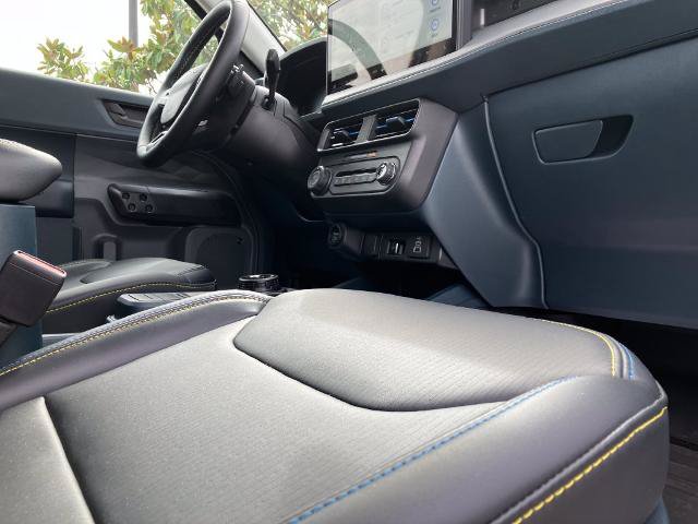 Certified 2025 Ford Maverick Lobo AWD/4WD image 20