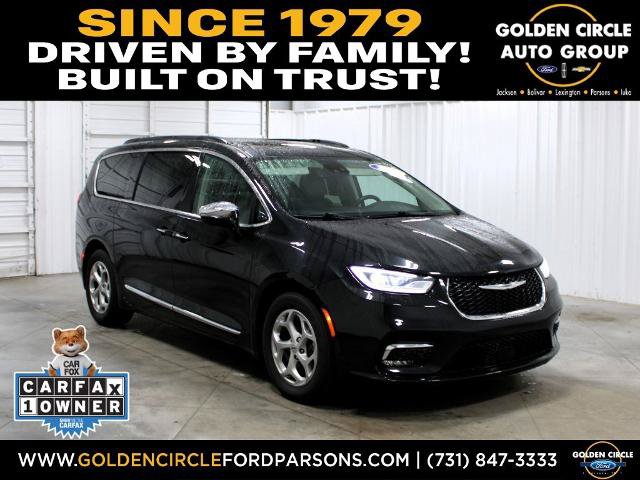 Used 2023 Chrysler Pacifica Limited FWD image 1