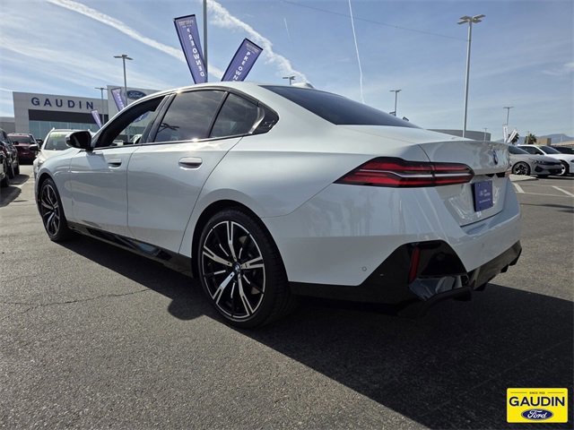 Used 2024 BMW 530i w/ M Sport Package image 3