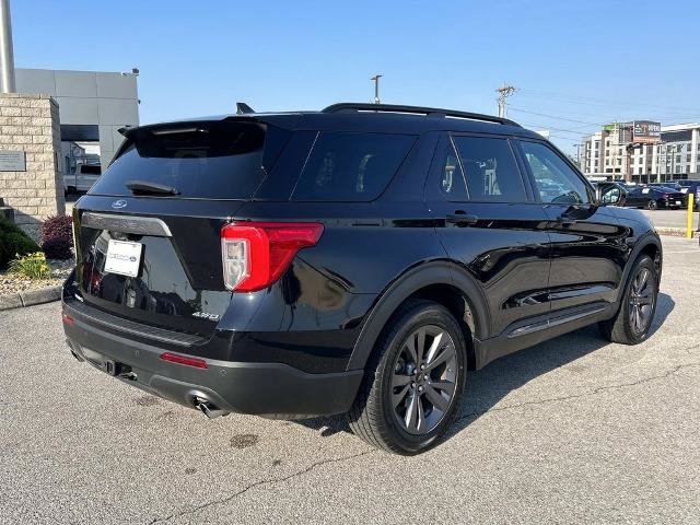 Certified 2022 Ford Explorer XLT w/ Equipment Group 202A AWD/4WD image 4