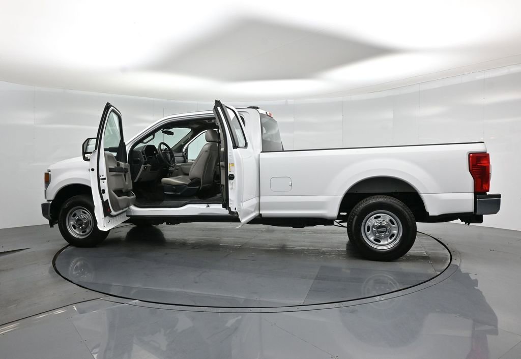 Certified 2020 Ford F250 XL w/ Power Equipment Group RWD image 33
