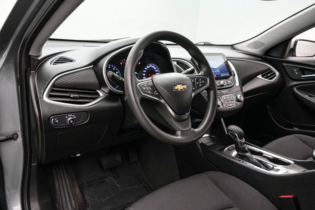 Used 2024 Chevrolet Malibu LT image 12
