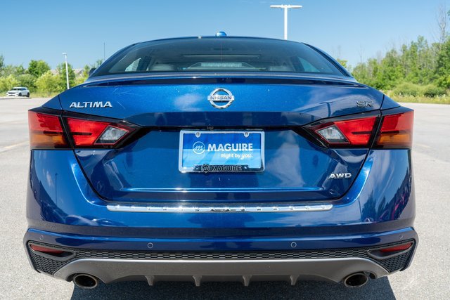 Used 2021 Nissan Altima 2.5 SR w/ SR Premium Package AWD/4WD image 7