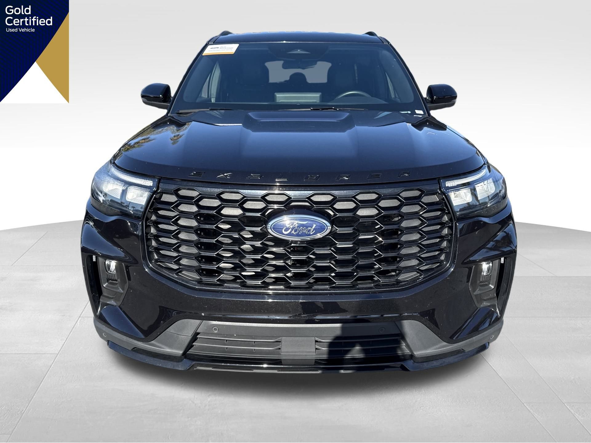 Certified 2025 Ford Explorer ST-Line w/ ST-Line Street Pack image 11
