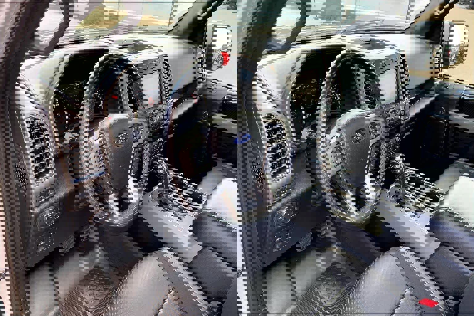 Certified 2019 Ford F150 Raptor w/ Equipment Group 802A Luxury image 17