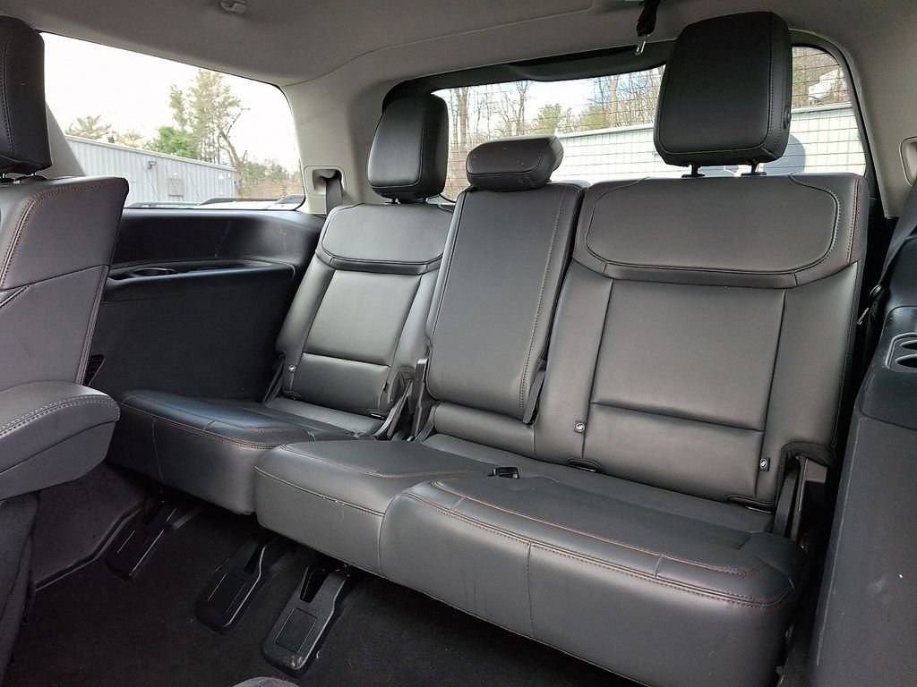 Certified 2025 Ford Expedition Active image 12