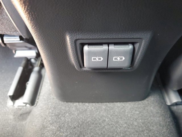 Used 2024 Lexus UX 250h FWD image 15