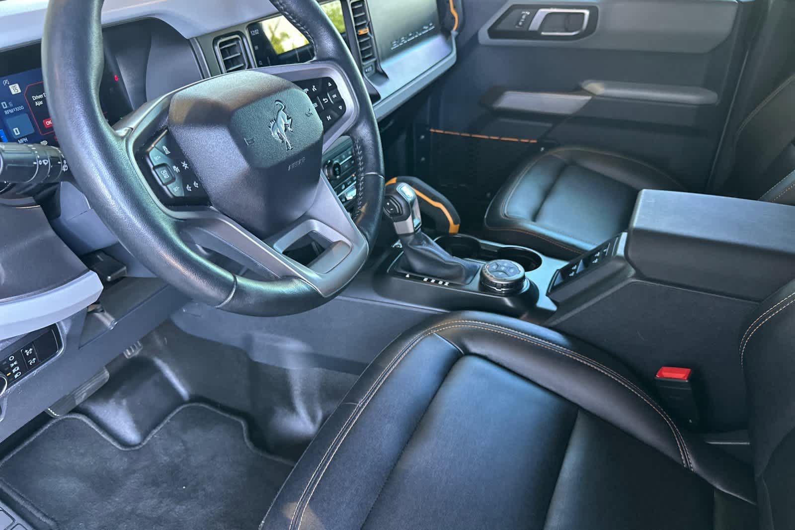 Certified 2023 Ford Bronco Badlands AWD/4WD image 11