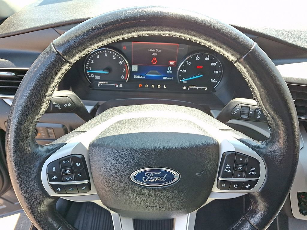 Certified 2023 Ford Explorer XLT w/ Equipment Group 202A AWD/4WD image 22