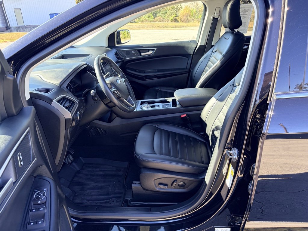 Certified 2022 Ford Edge SEL w/ Convenience Package image 18