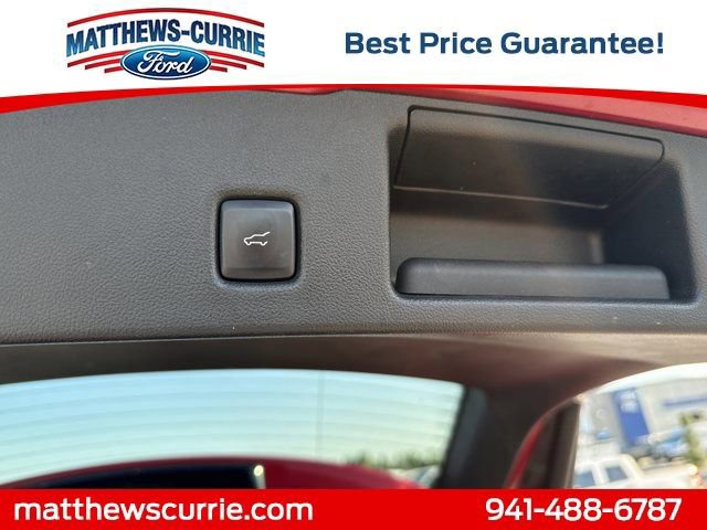 Certified 2020 Ford Escape Titanium w/ Titanium Premium Package 2.0 image 14