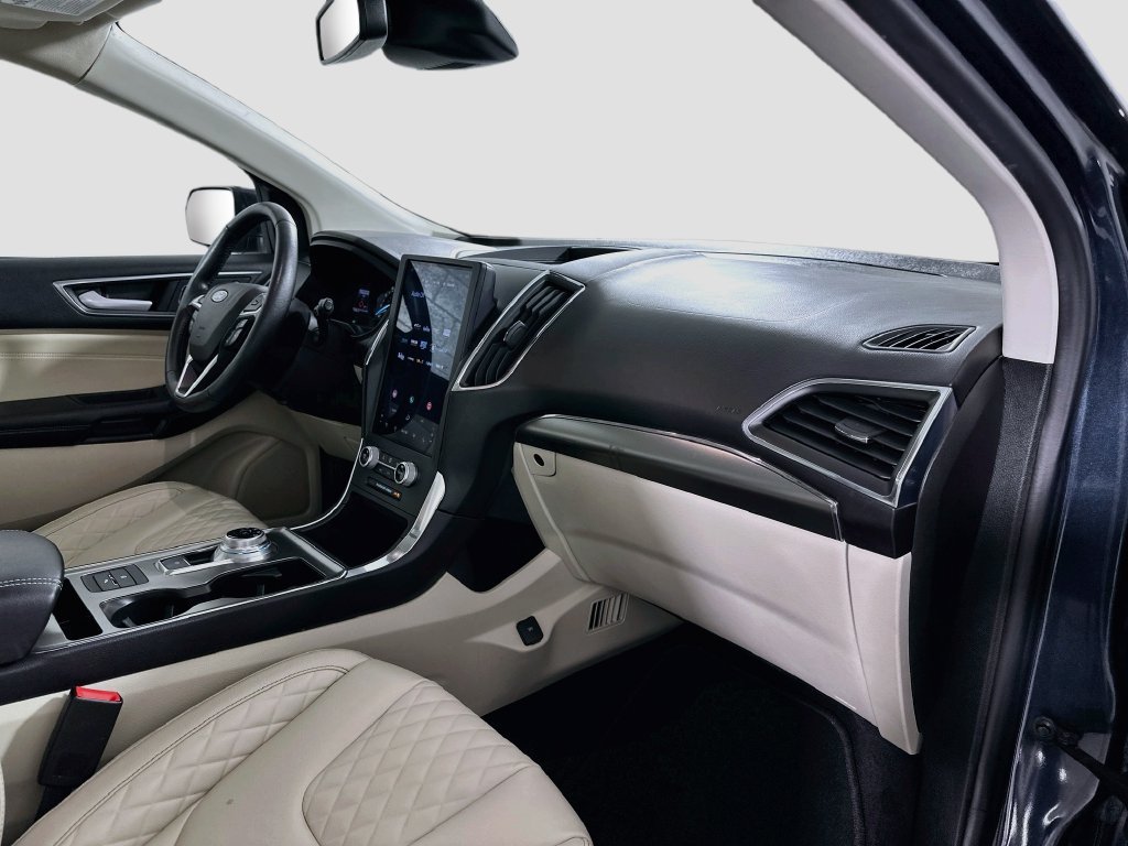 Certified 2023 Ford Edge Titanium AWD/4WD image 28