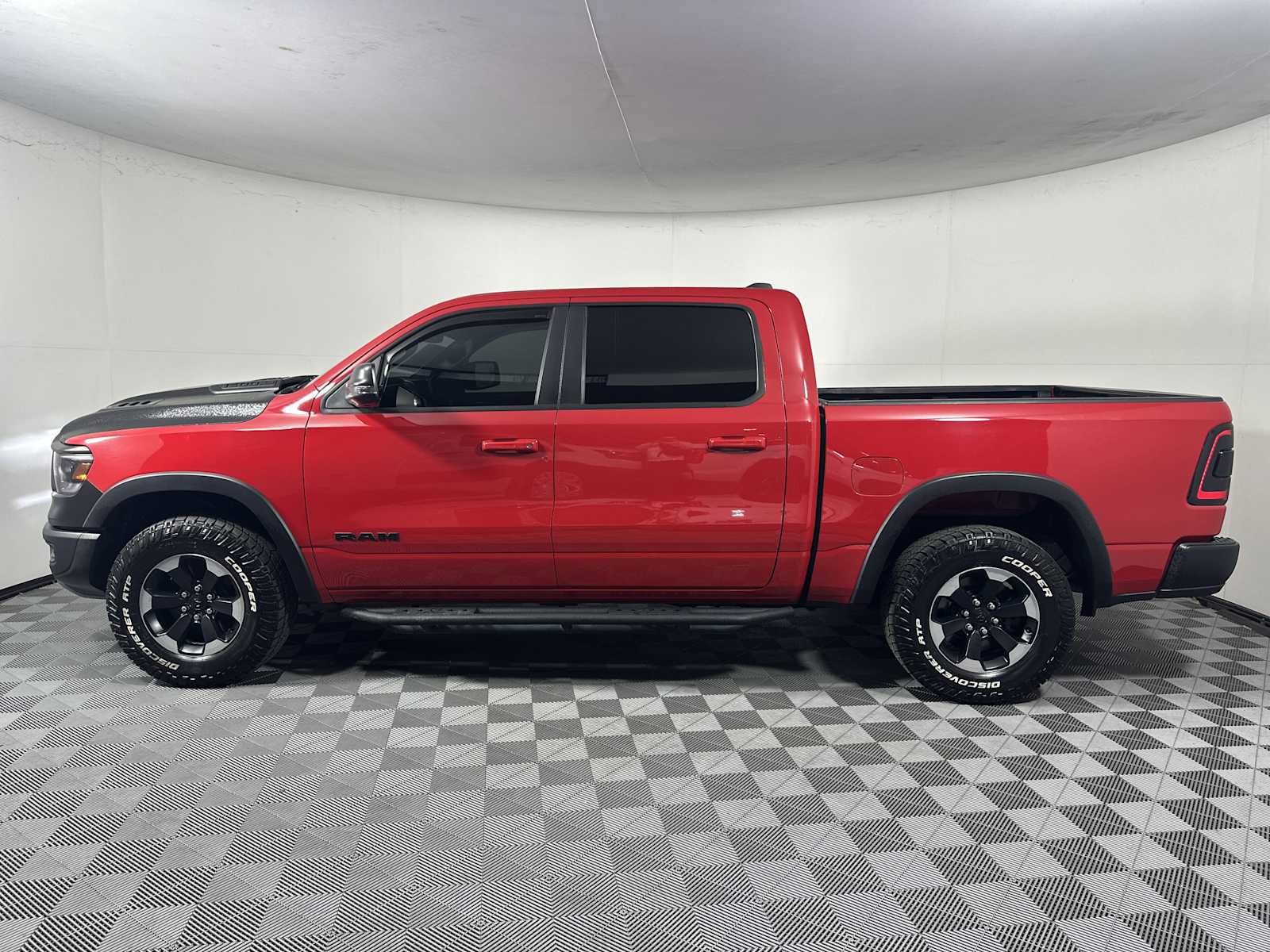 Used 2020 RAM 1500 Rebel w/ Rebel Level 1 Equipment Group AWD/4WD image 4