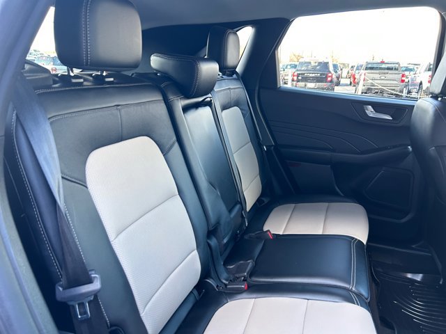 Certified 2022 Ford Escape Titanium w/ Titanium Elite Package image 18