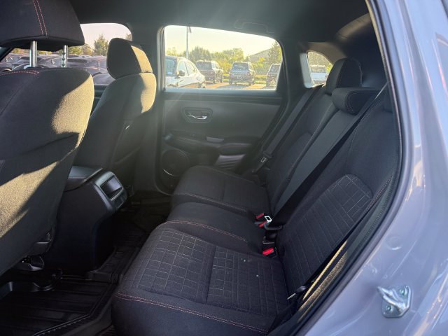 Used 2024 Honda HR-V Sport image 8