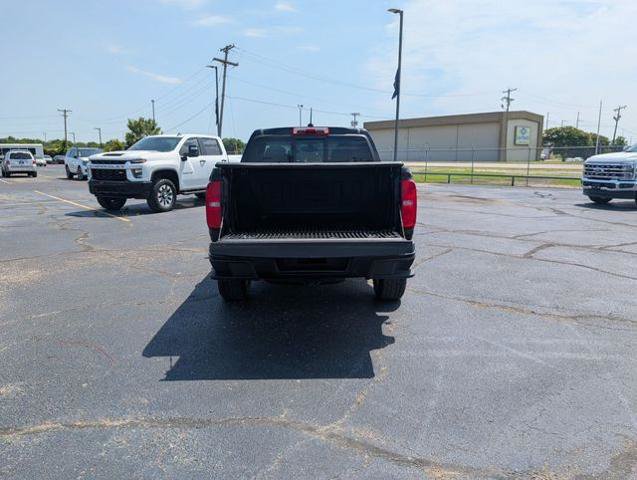 Used 2022 Chevrolet Colorado LT w/ LT Convenience Package AWD/4WD image 9