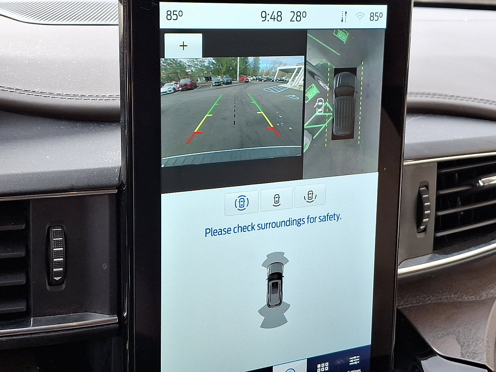 Certified 2022 Ford Explorer Platinum w/ Equipment Group 601A image 20