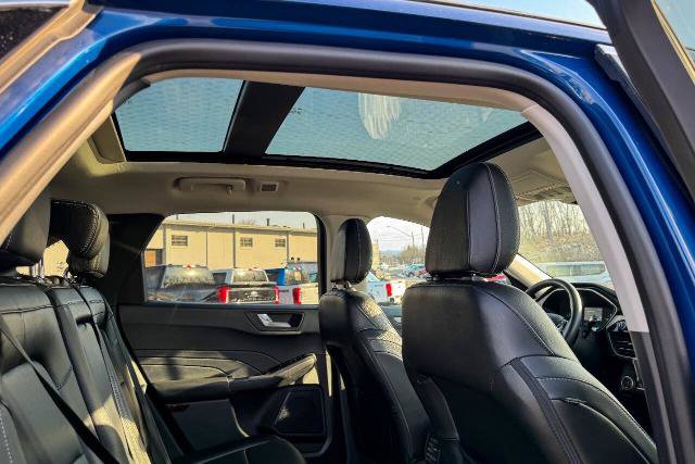 Certified 2022 Ford Escape SEL image 15