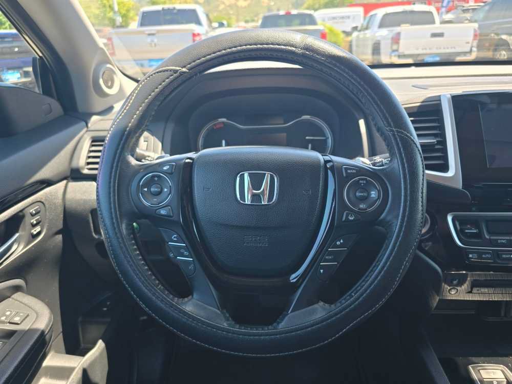 Used 2017 Honda Pilot Elite image 11