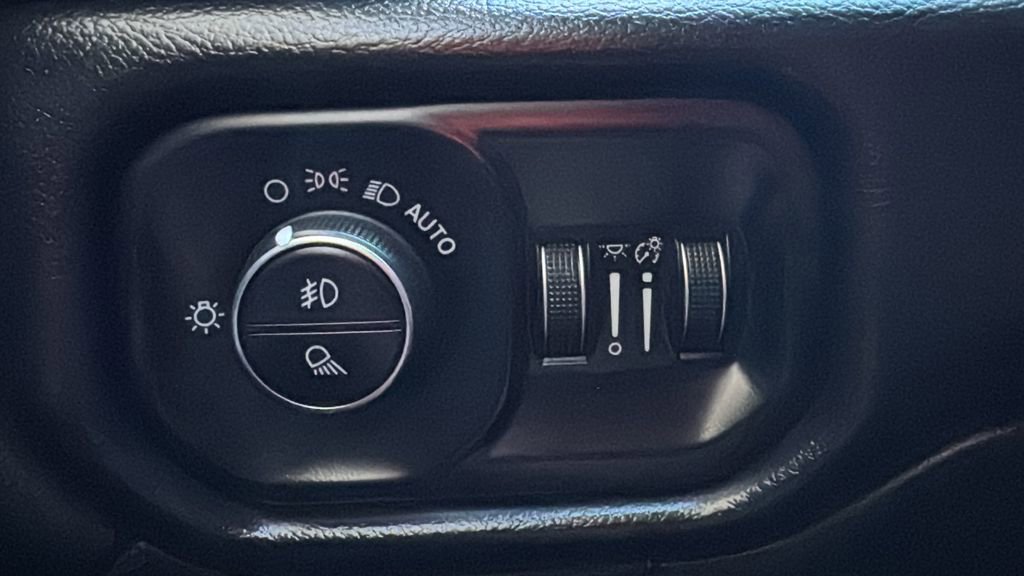 Used 2020 RAM 2500 Laramie w/ Night Edition AWD/4WD image 20
