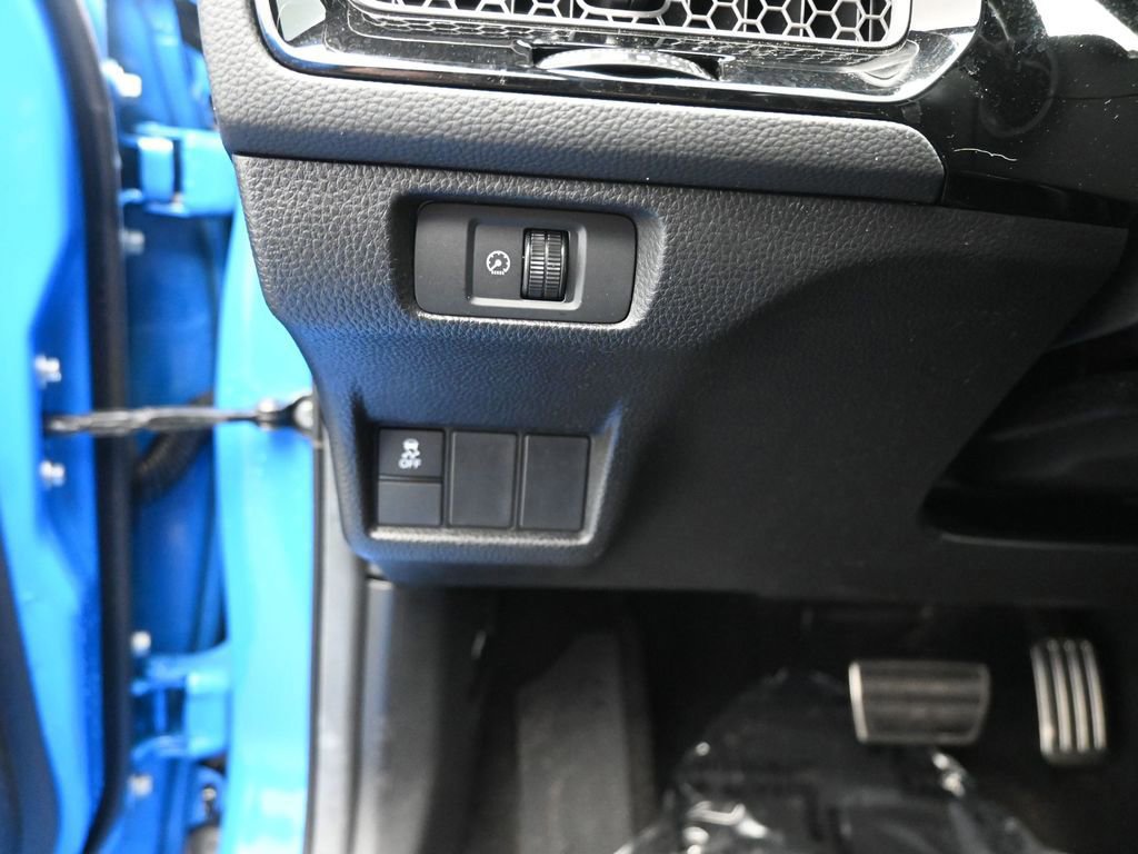 Used 2025 Honda Civic Sport image 36