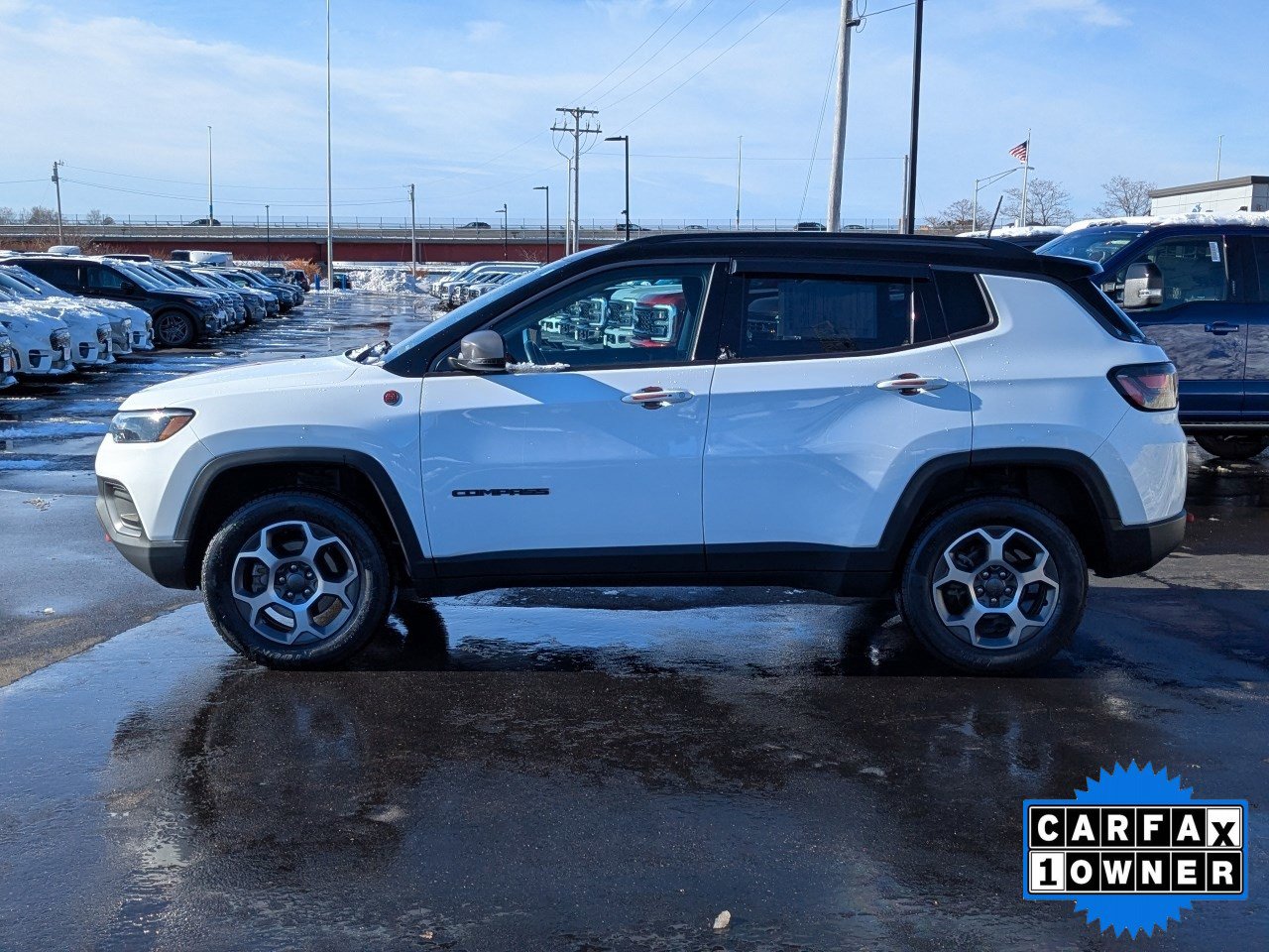 Used 2022 Jeep Compass Trailhawk w/ Trailhawk Elite Group image 7