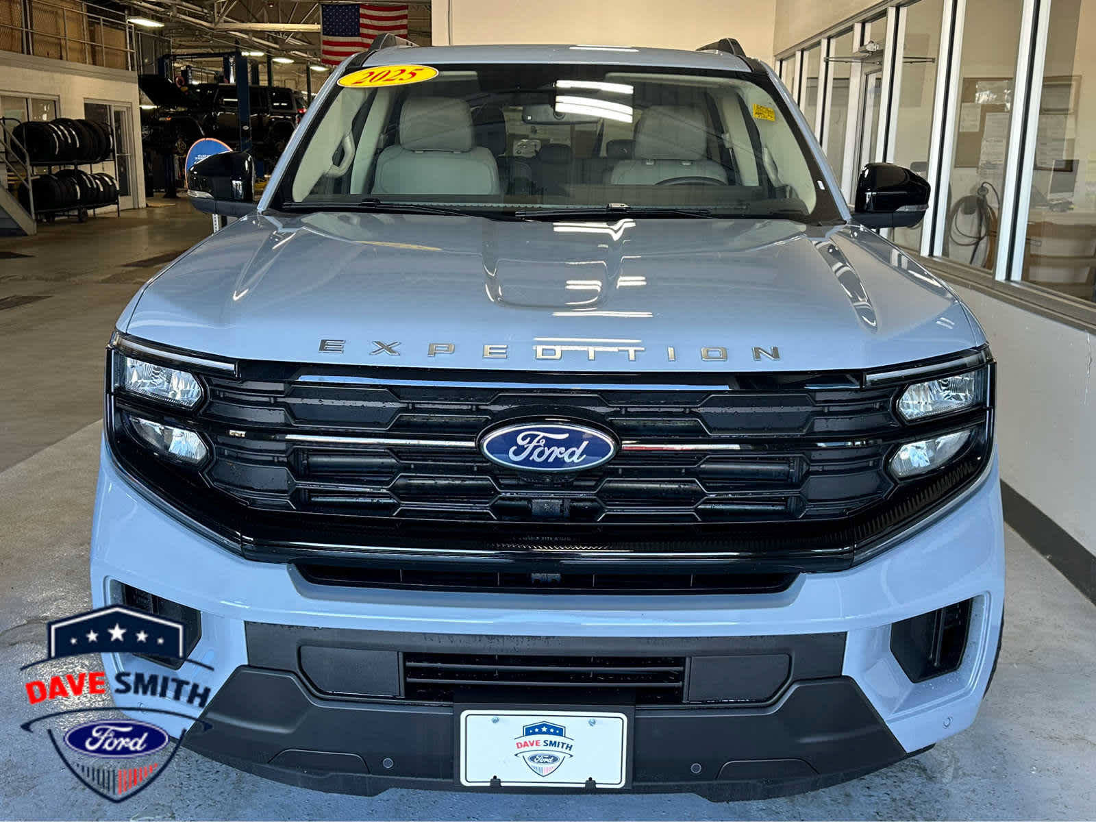 Certified 2025 Ford Expedition Active AWD/4WD image 60