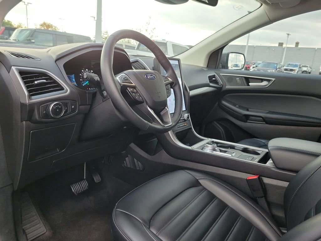 Certified 2024 Ford Edge SEL image 20