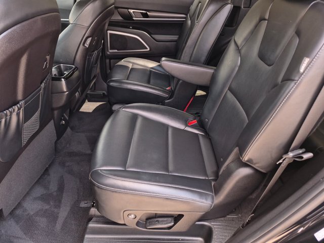 Used 2025 Kia Telluride S FWD image 25