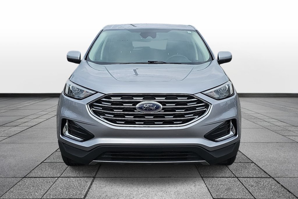 Certified 2022 Ford Edge SEL w/ Cargo Accessory Package AWD/4WD image 2