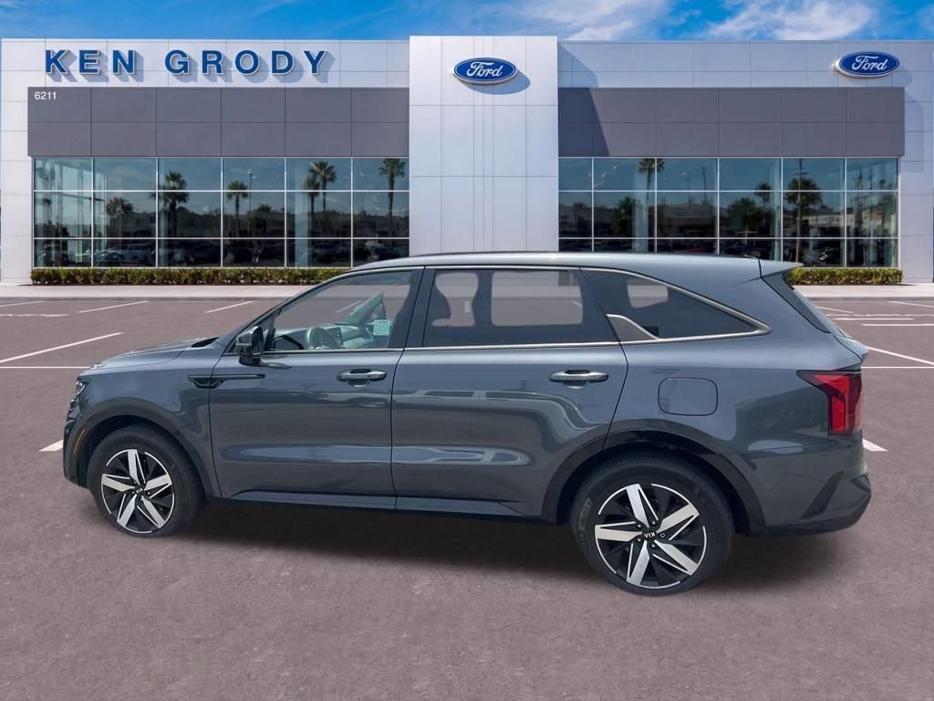 Used 2021 Kia Sorento EX w/ Panoramic Sunroof Package FWD image 43