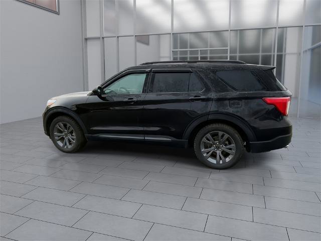 Certified 2023 Ford Explorer XLT w/ Equipment Group 202A image 7
