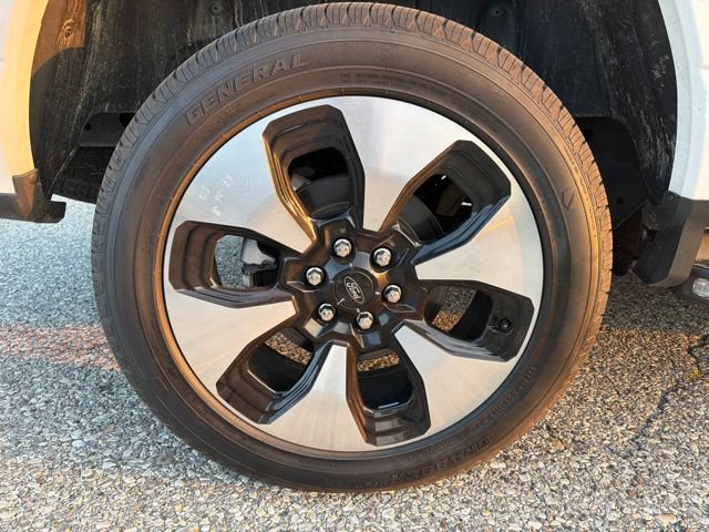 Certified 2022 Ford F150 Lightning Platinum AWD/4WD image 10