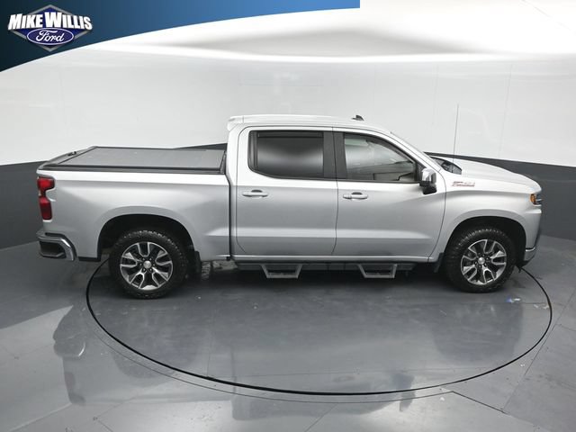 Used 2020 Chevrolet Silverado 1500 LT w/ Texas Edition AWD/4WD image 16