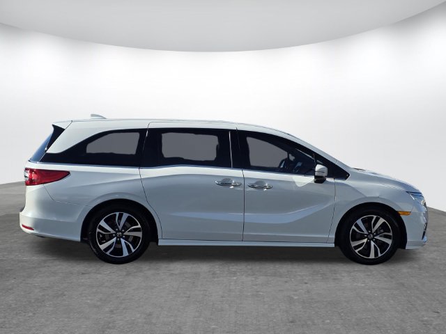 Used 2020 Honda Odyssey Elite image 3