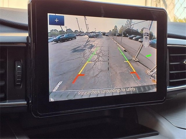 Certified 2023 Ford Explorer XLT w/ Equipment Group 202A image 15