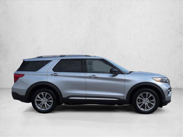Certified 2022 Ford Explorer Limited w/ Equipment Group 301A AWD/4WD image 4