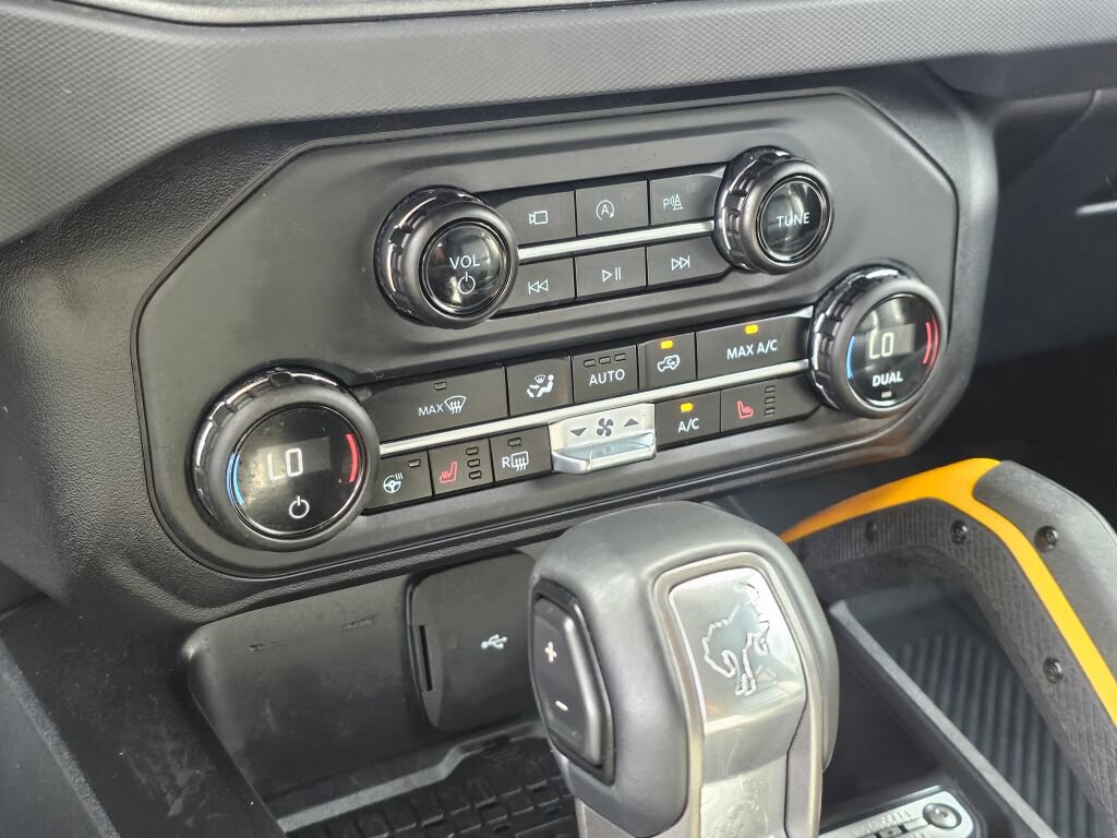Certified 2024 Ford Bronco Badlands AWD/4WD image 24