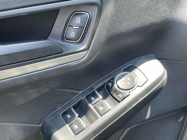 Certified 2022 Ford Escape SE w/ SE Sport Appearance Package FWD image 15