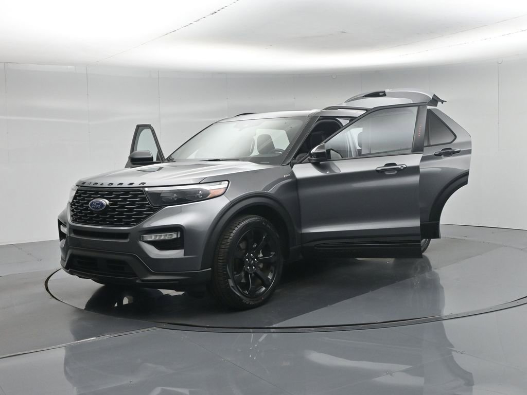 Certified 2023 Ford Explorer ST-Line w/ Class IV Trailer Tow Package RWD image 36
