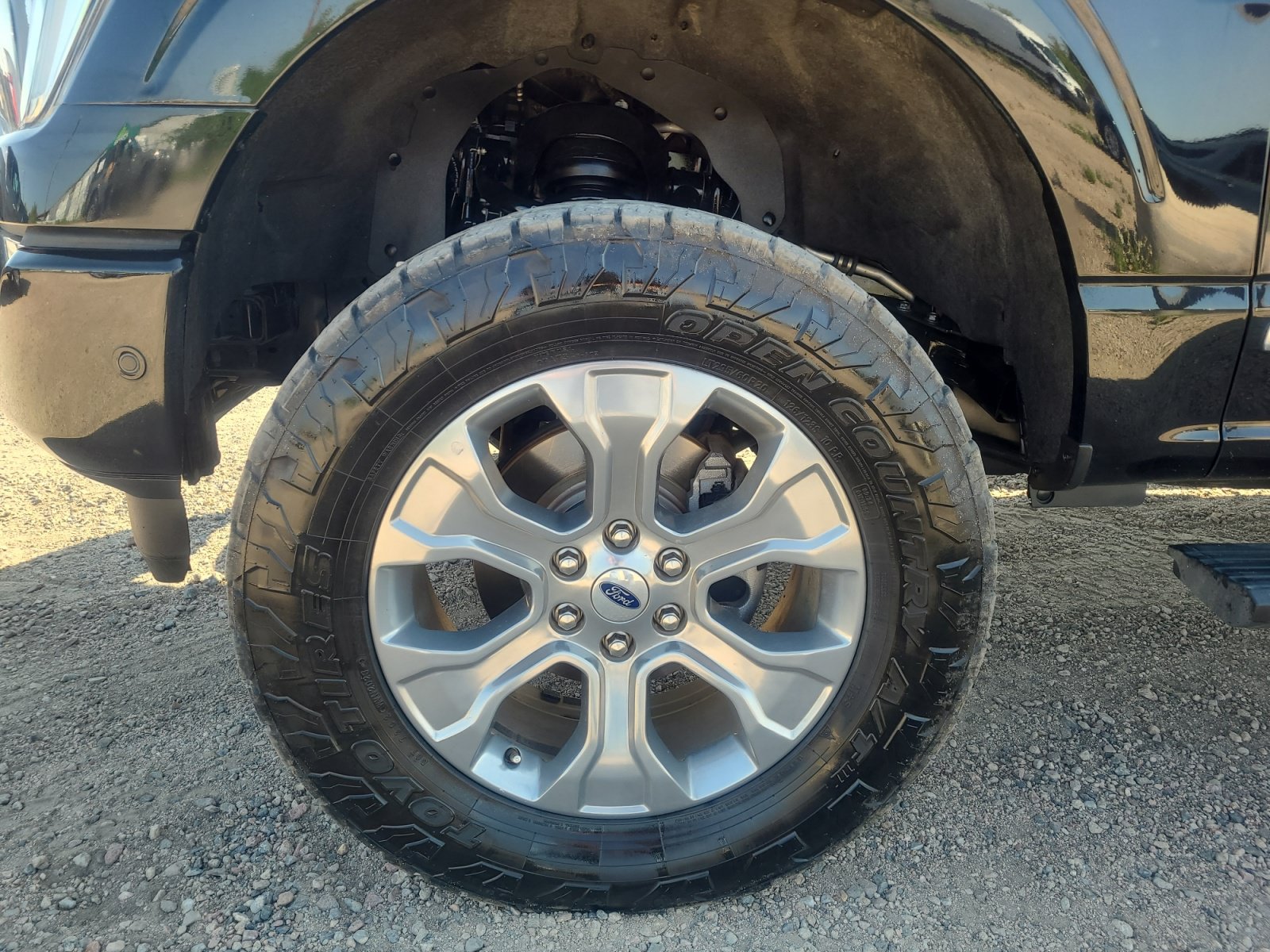 Certified 2021 Ford F150 Platinum w/ Equipment Group 701A High AWD/4WD image 26