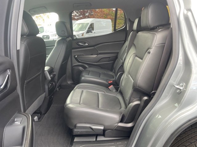 Used 2023 GMC Acadia SLT image 41
