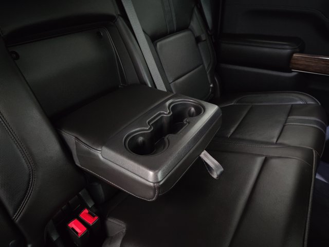 Used 2019 Chevrolet Silverado 1500 High Country w/ Technology Package AWD/4WD image 35