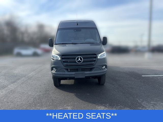Used 2024 Mercedes-Benz Sprinter 3500 image 9