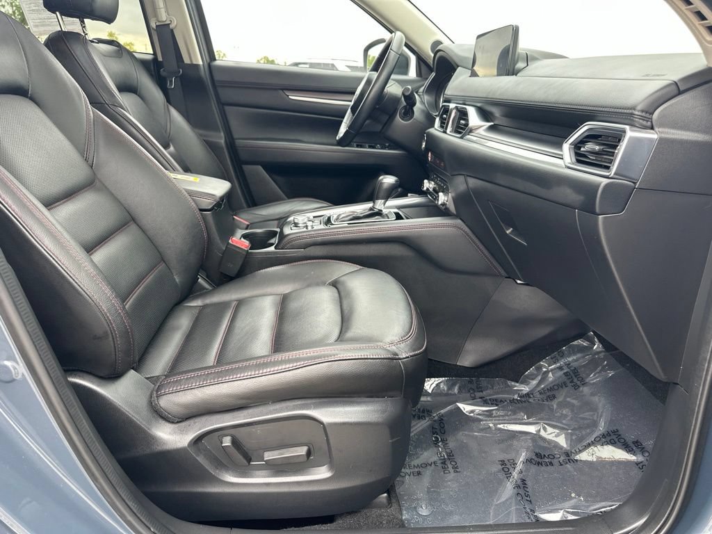 Used 2025 MAZDA CX-5 Carbon Edition AWD/4WD image 36