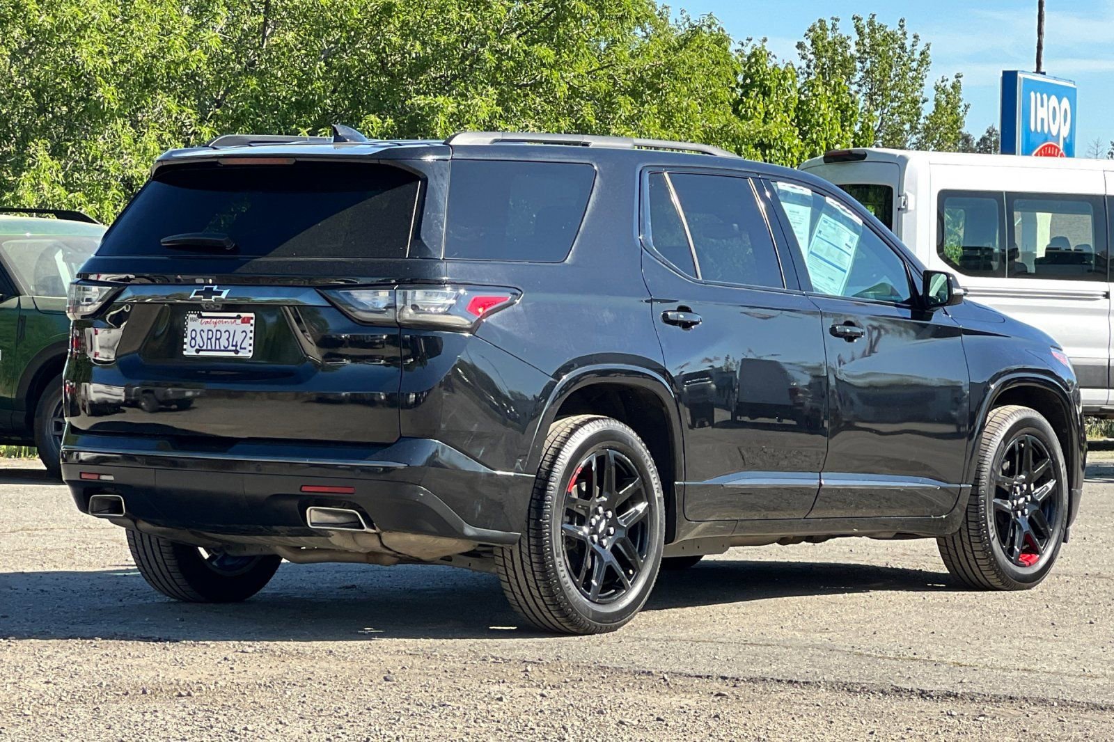 Used 2018 Chevrolet Traverse Premier w/ Redline Edition image 5